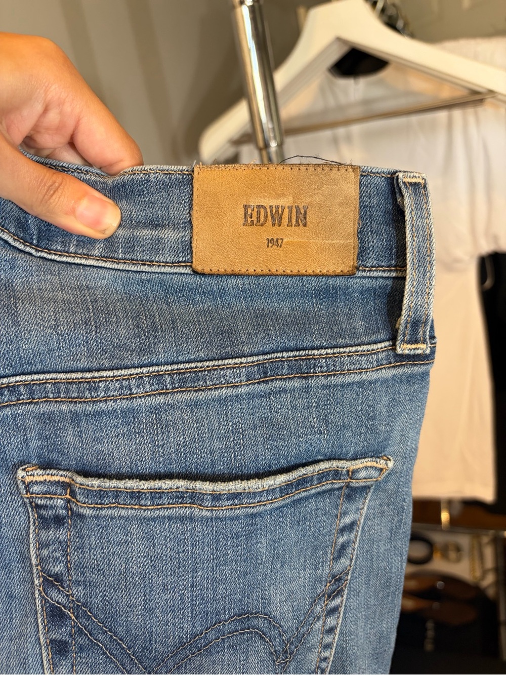 Elin Crop Edwin Women’s Light Blue Skinny Jeans - Classic Back Pocket - Picture 8 of 9